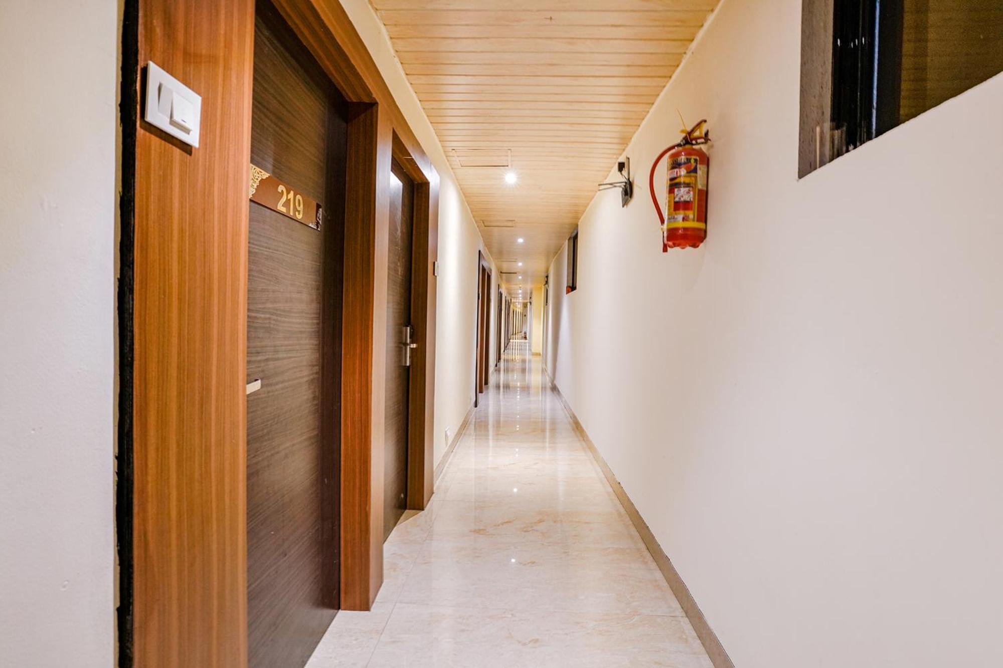 Fabexpress Embassy Suites - Nr Bkc Bombaj Exteriér fotografie