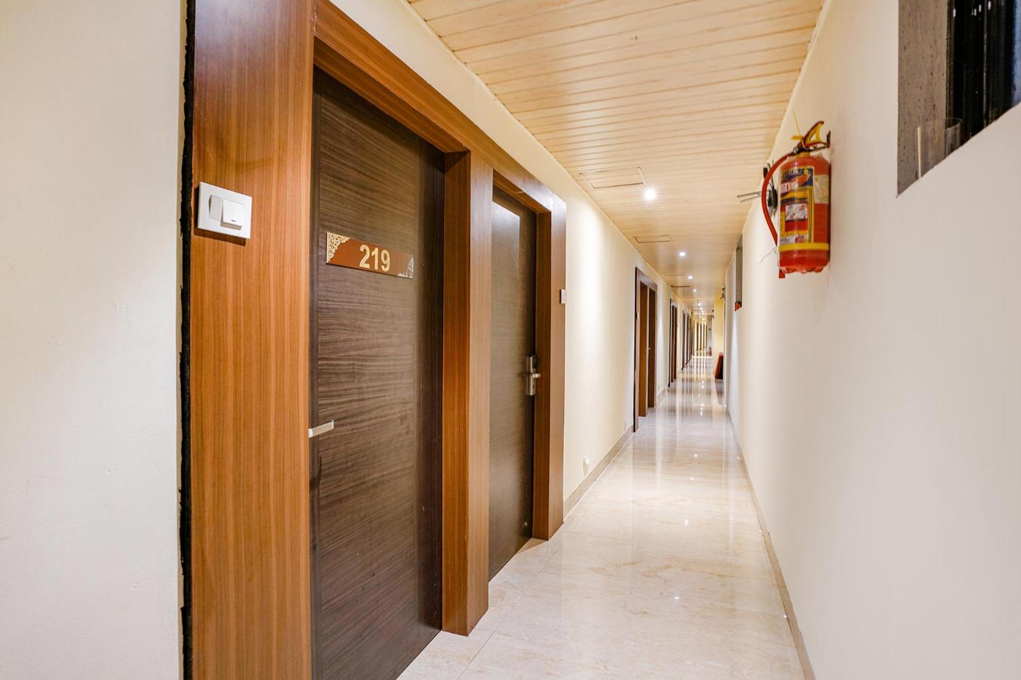 Fabexpress Embassy Suites - Nr Bkc Bombaj Exteriér fotografie